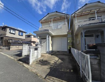 奈良市西登美ヶ丘６丁目の一戸建ての外観