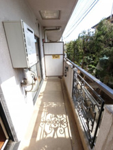 【バルコニー】