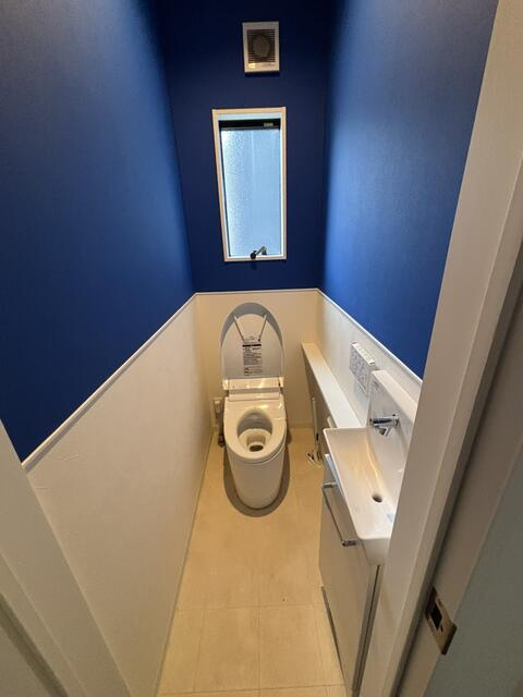 高知市一宮徳谷　中古戸建てのトイレ