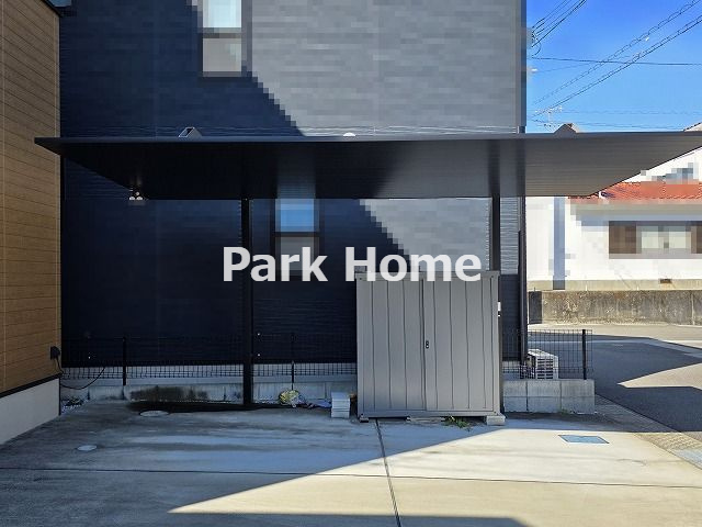 高知市一宮徳谷　中古戸建ての駐車場