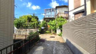 【外観】 | 吹田市千里丘上　建築条件無土地 | 現況：上物有