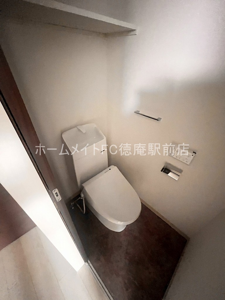 東大阪市三島２丁目のハイツのトイレ