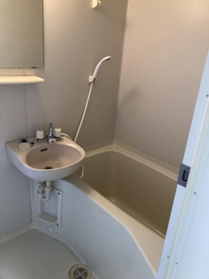 【浴室】 | イーストウィング