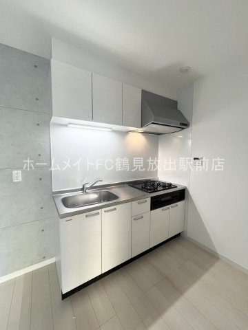 大阪市城東区諏訪１丁目のアパートのキッチン