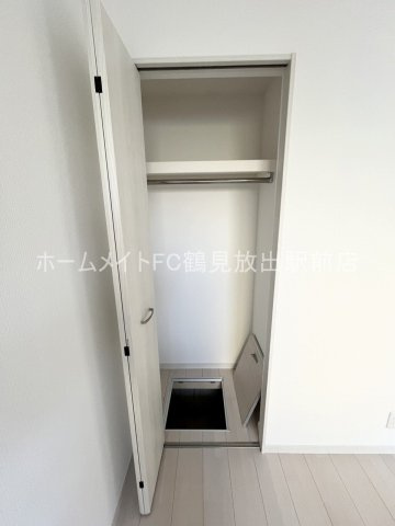 大阪市城東区諏訪１丁目のアパートの収納