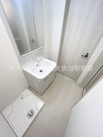 大阪市城東区諏訪１丁目のアパートの洗面所