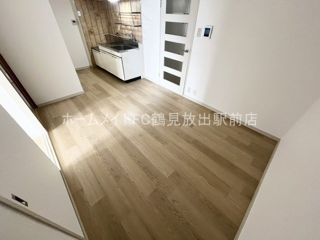 大阪市鶴見区横堤３丁目の賃貸マンションの居間・リビング