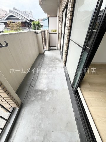 大阪市鶴見区横堤３丁目の賃貸マンションのバルコニー
