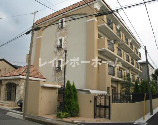 ヴィラ　プランタン