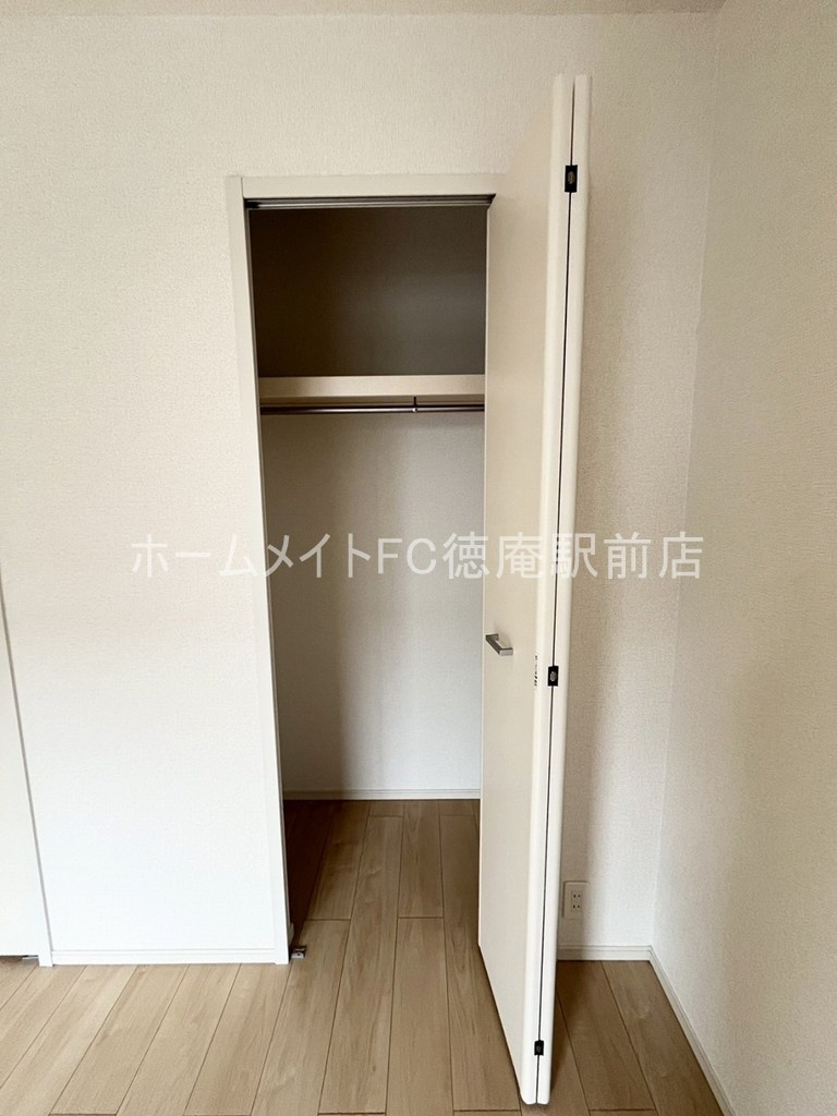 大阪市鶴見区横堤３丁目のアパートの収納