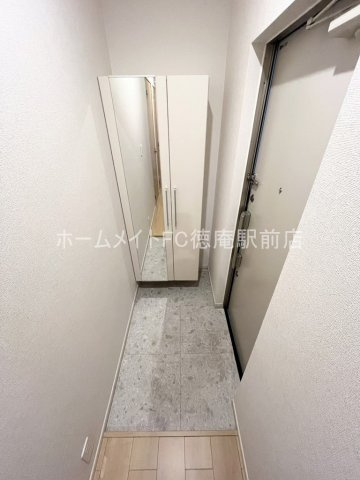 大阪市鶴見区横堤３丁目のアパートの玄関