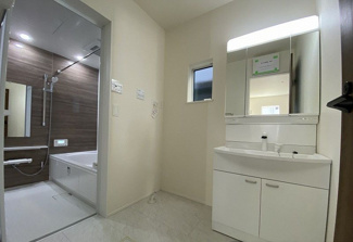  | リナージュ近江八幡市鷹飼町２３－１期