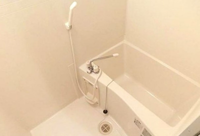【浴室】 | ハイグランド | 浴室乾燥機付きバス。