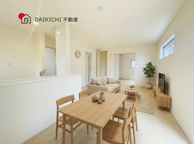 【居間・リビング】 | 羽生市南羽生3丁目　Livele Fine　新築戸建　全2棟　2号棟