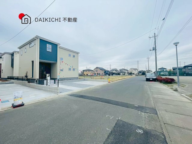 【前面道路含む現地写真】 | 羽生市南羽生3丁目　Livele Fine　新築戸建　全2棟　2号棟