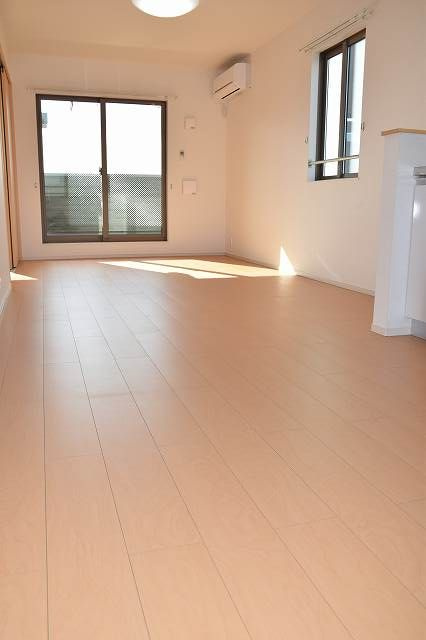 アルベージュの居間・リビング