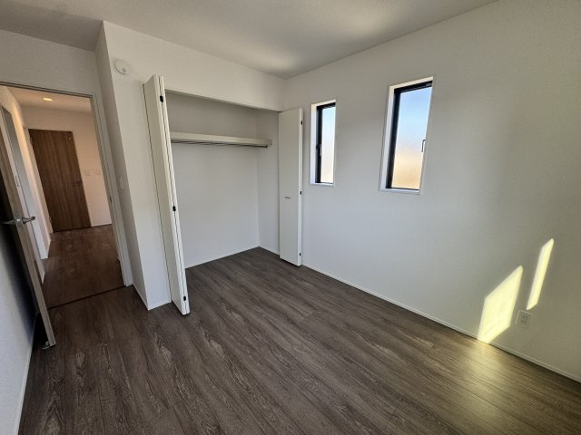 グラファーレ前橋市関根町　2号棟の収納|２階洋室3収納です。