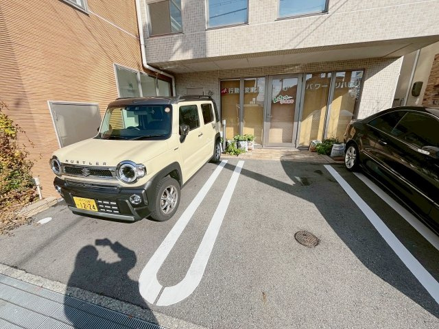 Ｃ＆Ｃローズガーデンの駐車場|駐車場完備です