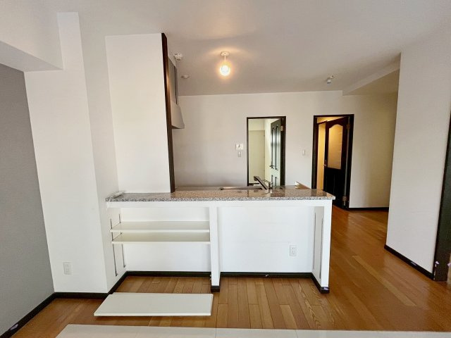 Ｃ＆Ｃローズガーデンの居間・リビング|使いやすい居間です