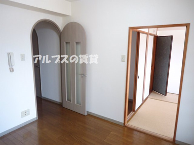 【洋室】 | 平楽園壱番館