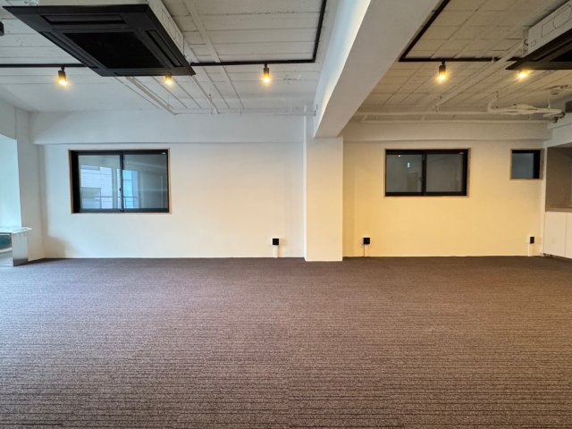 LA CITY 麻布十番 LUCE 4Fの内装