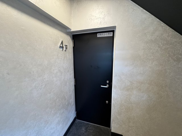 LA CITY 麻布十番 LUCE 4Fの玄関