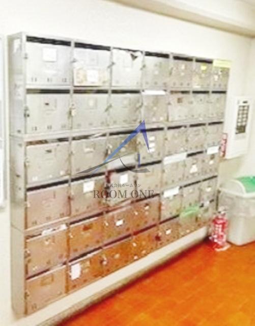 エンゼルハイム鶴見中央のその他共用部分|集合ポストです。