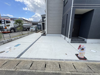 【駐車場】 | 流山市加１丁目新築戸建【流山北小学校：4分】 | A号棟駐車スペース