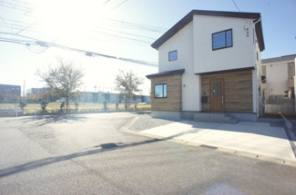 【外観】 | 柏市柏の葉５丁目　新築戸建住宅　２号棟（全２棟） | 外観（２号棟）／２０２５年１２月完成