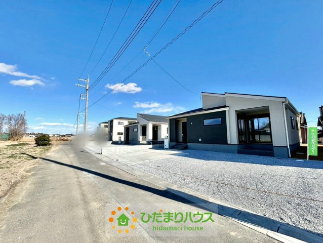 加須市南大桑　新築一戸建て　02　リーブルファインの前面道路含む現地写真|交通量の少ない道路です！