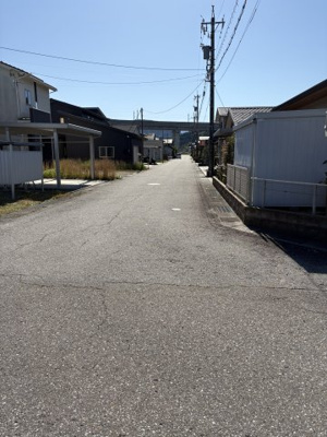 【前面道路含む現地写真】 | とみ里団地売家
