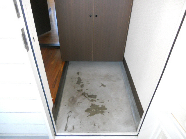 カーサルーチェの玄関