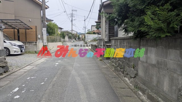 久留米市国分町の売地の前面道路含む現地写真