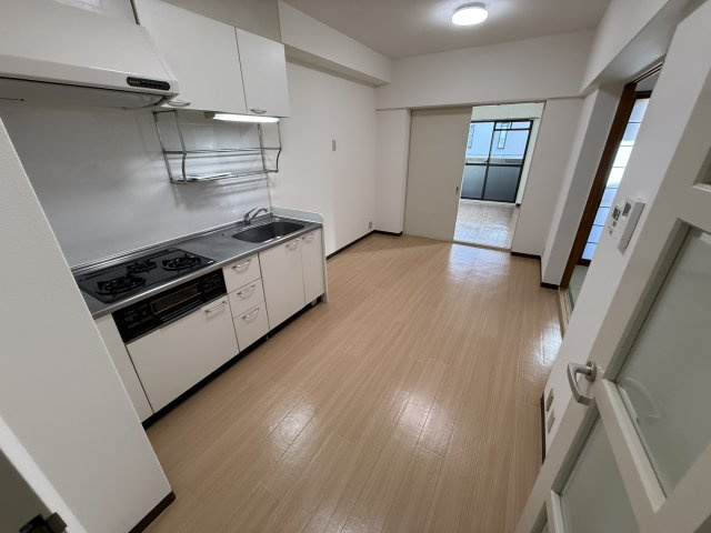 コニファーヒルズの居間・リビング