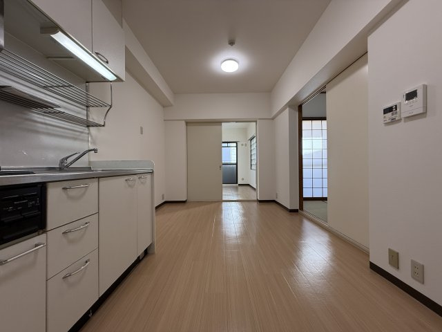 コニファーヒルズの居間・リビング