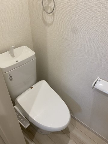 川崎市多摩区菅野戸呂のアパートのトイレ