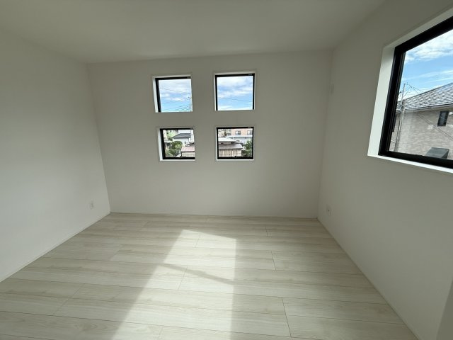 グラファーレ前橋市関根町　3号棟の洋室|２階洋室3です