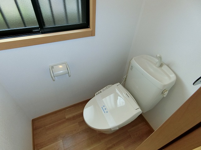 ハイツ・ツゥ・サティのトイレ