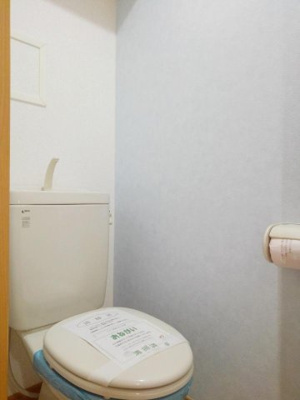 【トイレ】 | ウィザード空港通り | 落ち着いた色調のトイレです