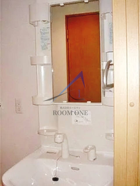 ＴＳパルの洗面所|独立洗面台です。