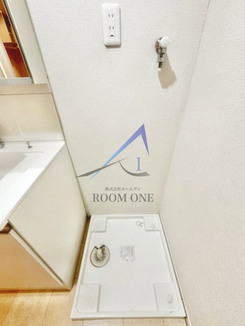 La Campanella(ﾗｶﾝﾊﾟﾈﾗ)の設備|洗濯機置き場です。