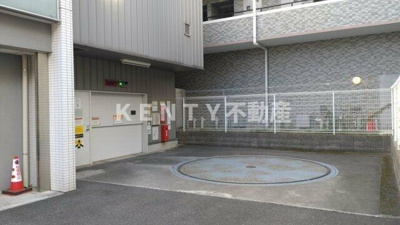 【駐車場】 | プラウドフラット鶴見Ⅱ | 駐車スペースもあります