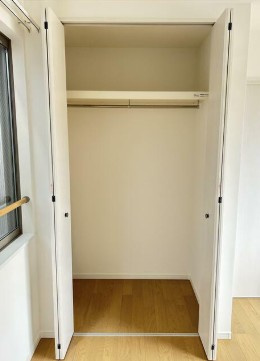 【収納】 | カーサ中野新橋 | クローゼット完備。