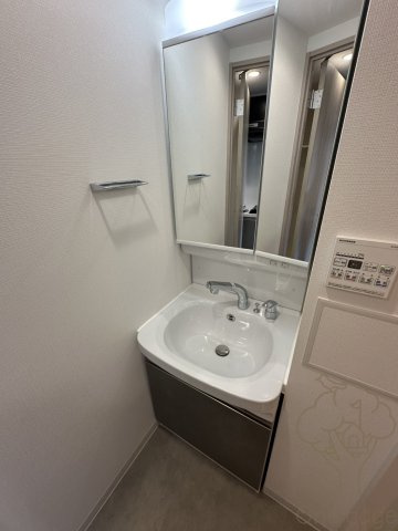 ソルテラス本庄西クレアストの独立洗面台