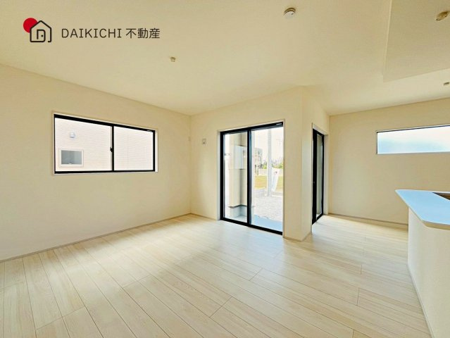 【居間・リビング】 | 加須市南大桑　Livele Fine　新築戸建　全7棟　2号棟