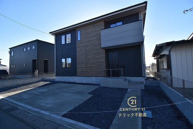 Grace　水戸市平須町　1期 　限定1棟！の駐車場|駐車場は十分なスペース。ご家族それぞれが車をご所有の場合や、来客の際も安心です。
内覧可能です。ご予約はHPから、またお電話でもお気軽にどうぞ。
