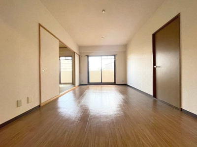 【居間・リビング】 | アビタシオン橋本Ⅰ