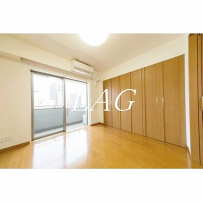 【居間・リビング】 | コートラクリア京橋 | 洋室のお部屋です。