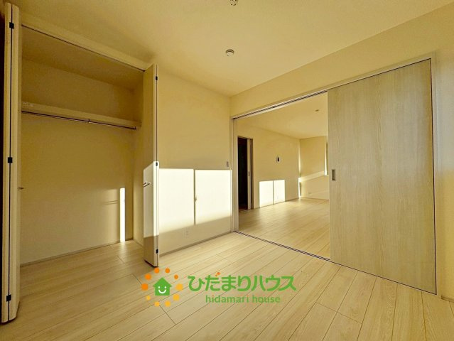 加須市南大桑　新築一戸建て　04　リーブルファインの収納