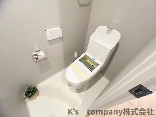 茅ヶ崎市本村4丁目　グラン・コート湘南茅ヶ崎のトイレ|落ち着いた色合いのトイレ◇